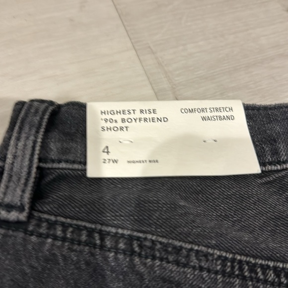 American Eagle NWT Highest Rise 90’s Boyfriend Shorts.Comfort Stretch Waistband - Picture 6 of 12